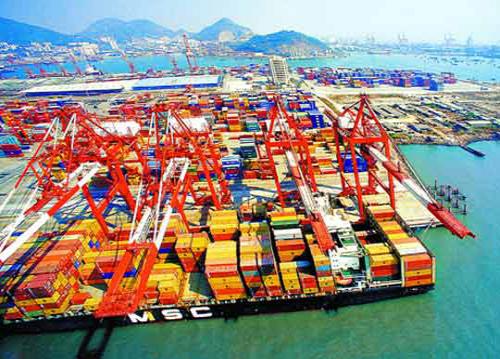 1-9月深圳港集裝箱吞吐量同比增28%
